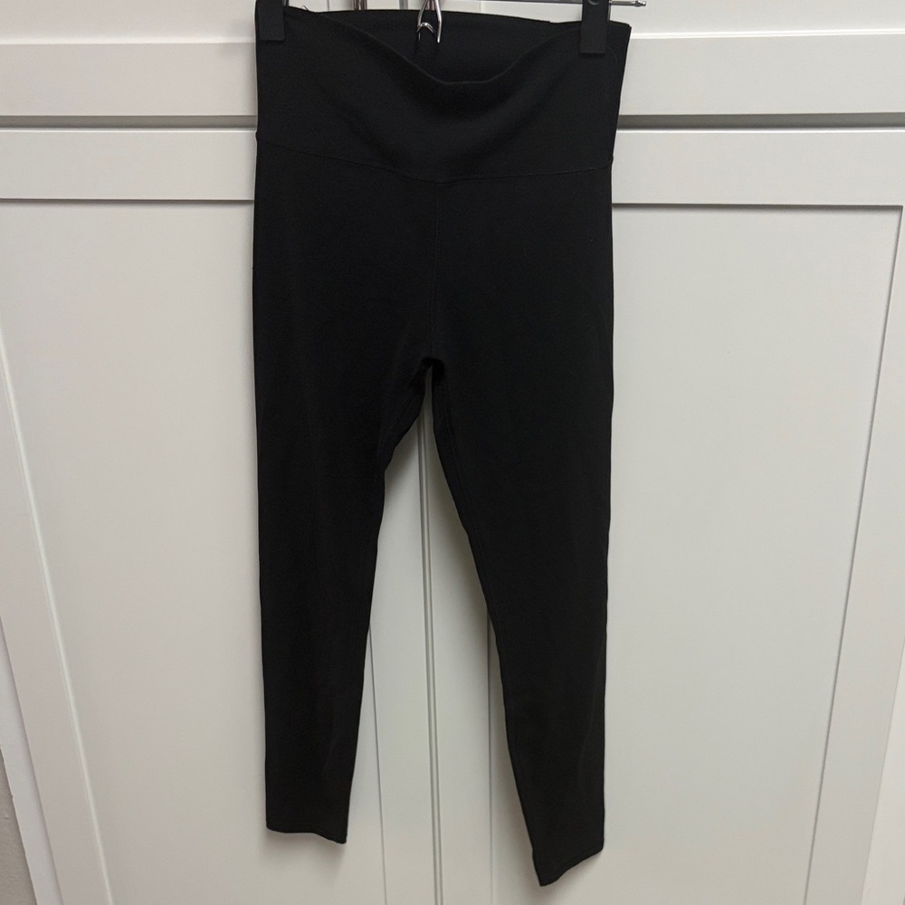 Vuori Leggings, size small